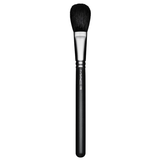 Кисть для пудры и румян MAC 129S Powder/Blush Brush
