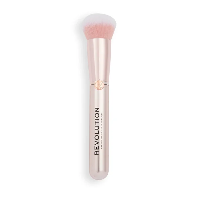 Makeup Revolution Create Buffing Foundation Brush R7