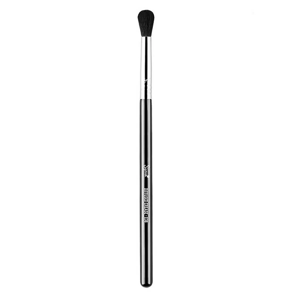 Sigma E38 Diffused Crease™ Brush Image 1