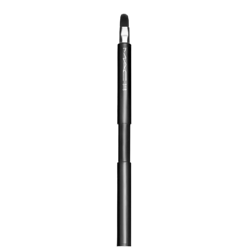 Компактная кисть для губ MAC 318 Retractable Lip Brush Image 1
