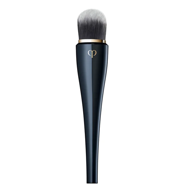 Clé de Peau Beauté Light Coverage Foundation Brush