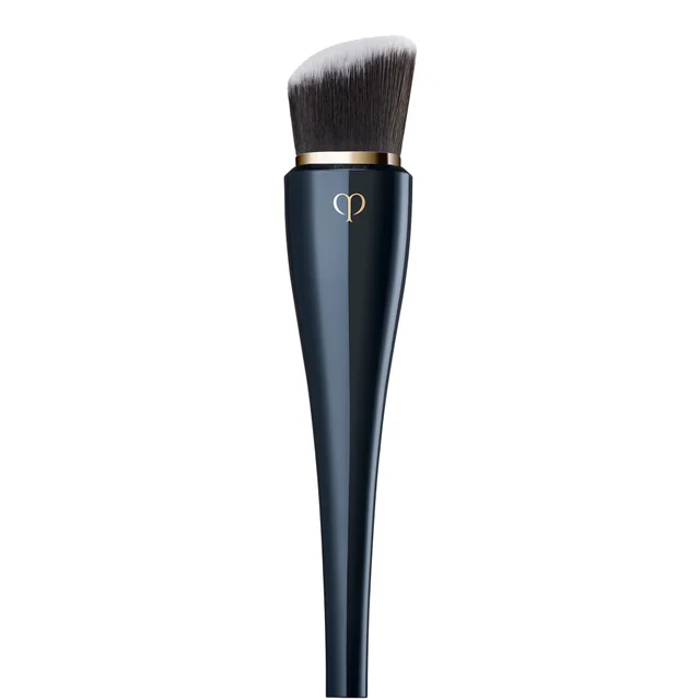 Clé de Peau Beauté High Coverage Foundation Brush