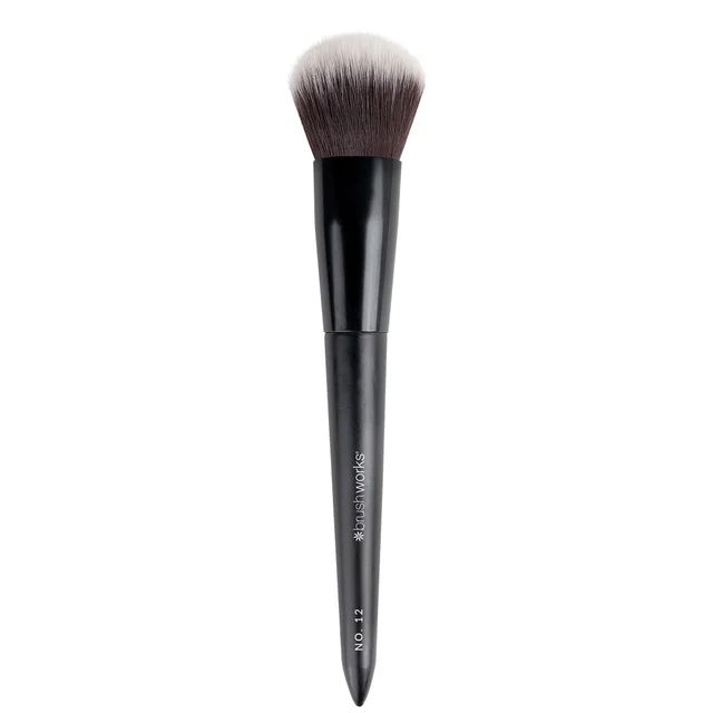 brushworks No. 12 Blush Brush
