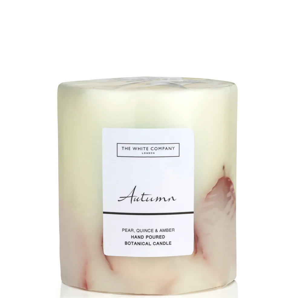 The White Company Autumn Medium Botanical Candle 725g Image 1